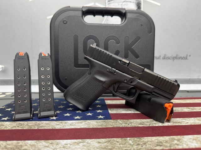 NEW - GLOCK G19 G5 MOS 9mm **LAST OF IT'S KIND**